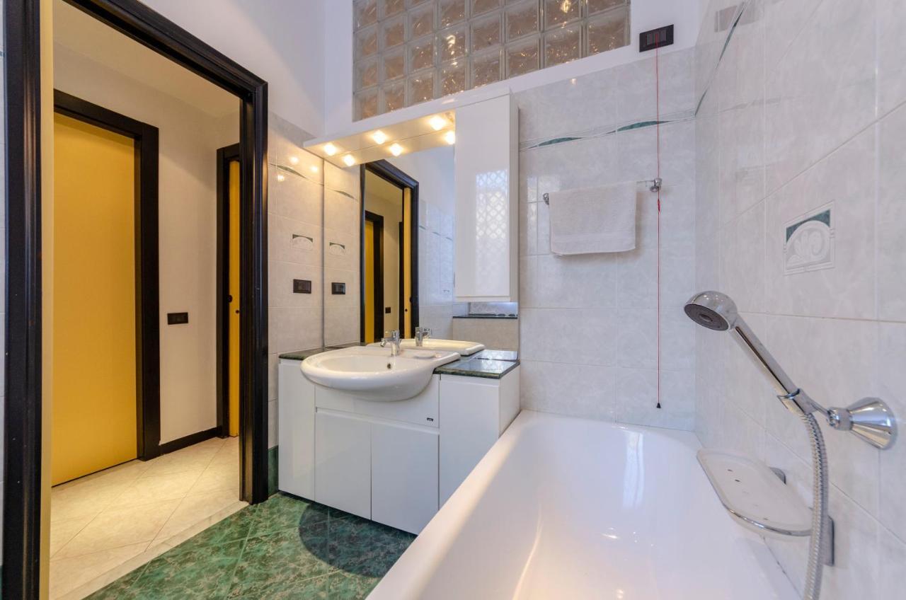 Altido Modern Flat For 6 In The Heart Of Genova Foce公寓 外观 照片